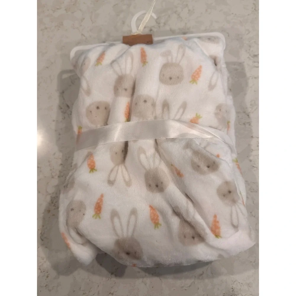Baby Essentials My First Easter Blanket and Photo Ornament Set Bunny Carrot New‎